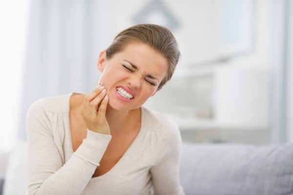 Ask A Family Dentist: Is Tooth Pain A Warning Sign?